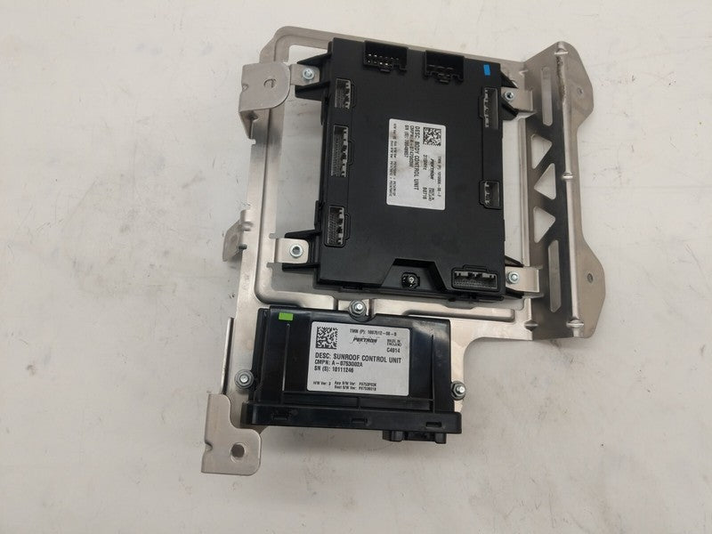 ⭕ 12-20 Tesla Model S MS Body & Moon Roof Sunroof Module w/ Bracket 10