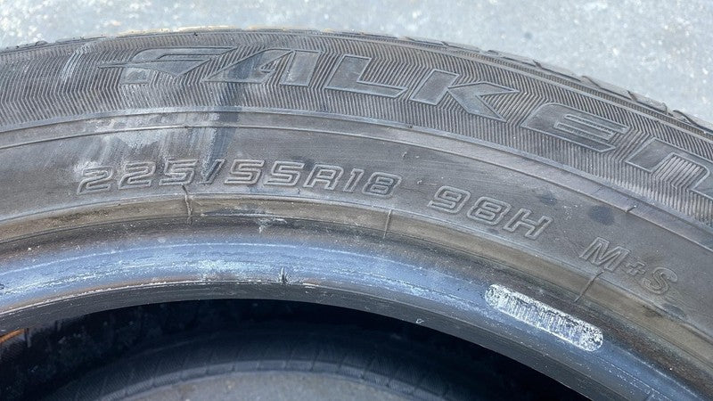 Tesla Model Wheel Rim Falken Radial Tubeless 225/55 A18 98H Tire