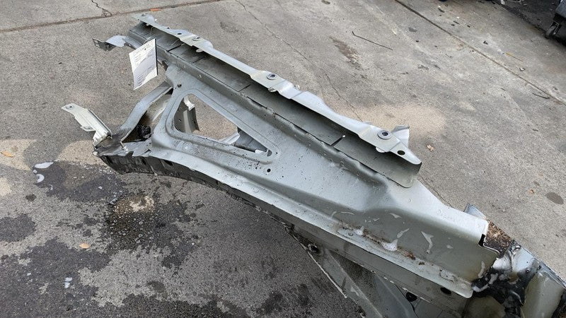 2011-2014 Porsche Cayenne Front Driver Side Structural Apron Cutout Left LH