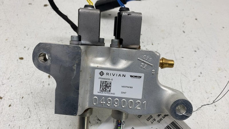 PT00003133G 22-24 Rivian R1T Hydraulic Suspension Valve Block w/ Hose Tube Pipe PT00003133-G