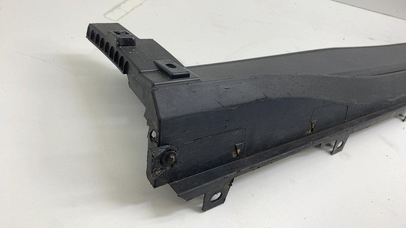 ⭕ 2021-2023 Ford Mustang Mach-E Passenger Side Rocker Skirt Panel Mold