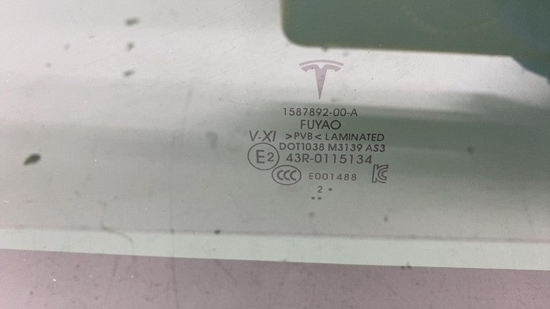 ⭕ 21-23 Model 3 Front Middle Panoramic Sun Moon Roof Window Glass 1587