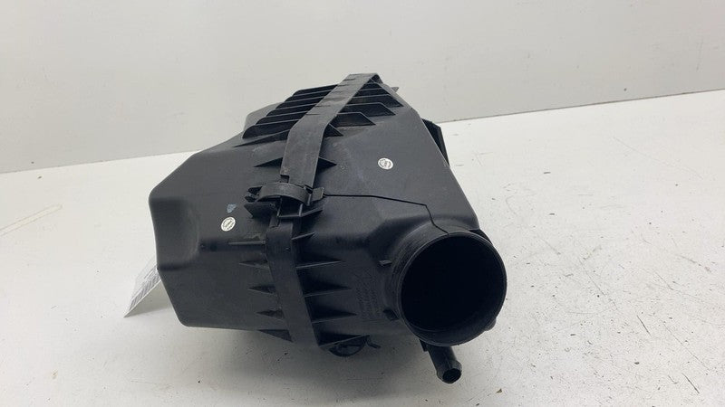 04627063AD ⭕ 2011-2018 Jeep Wrangler Air Cleaner Intake Filter Box Housing OEM 04627063AD