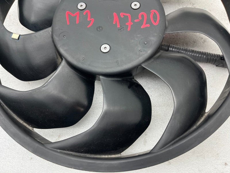 ⭕ 2017-2020 Tesla Model 3 Radiator Cooling Fan (9-Blade) w/ Motor Plug Assembly