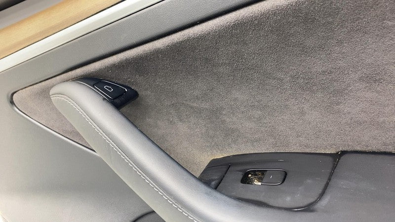⭕ 21-23 Tesla Model 3 Front Passenger Side Interior Door Panel Trim Card Right