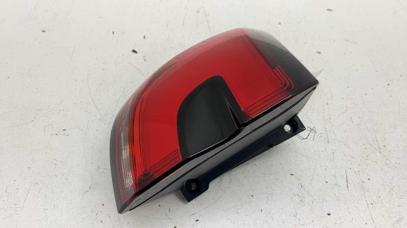 68424931AC ⭕ 2021-2025 Chrysler Pacifica Rear Left Side Outer Tail Light Lamp LH 68424931AC