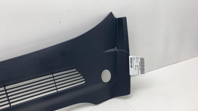 161981200B ⭕ 20-24 Tesla Model Y Rear Section Underhood HEPA Apron Cover Trim 1619812-00-B