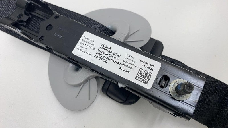149378301B 2020-2023 Tesla Model Y Front Passenger Side 1st Row Seat Belt & Retractor Right