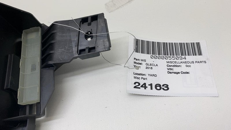 A2469006816 2016-2018 Mercedes-Benz GLE350 Cabin Fuse Relay Junction Box w/ Control Module