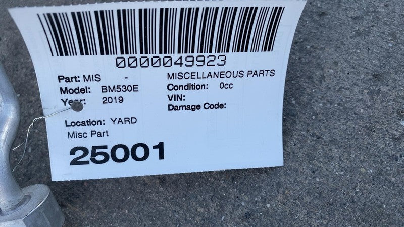 2018 2019 2020 BMW 530e G30 2.0L A/C Air Conditioning Pressure Hose Pi