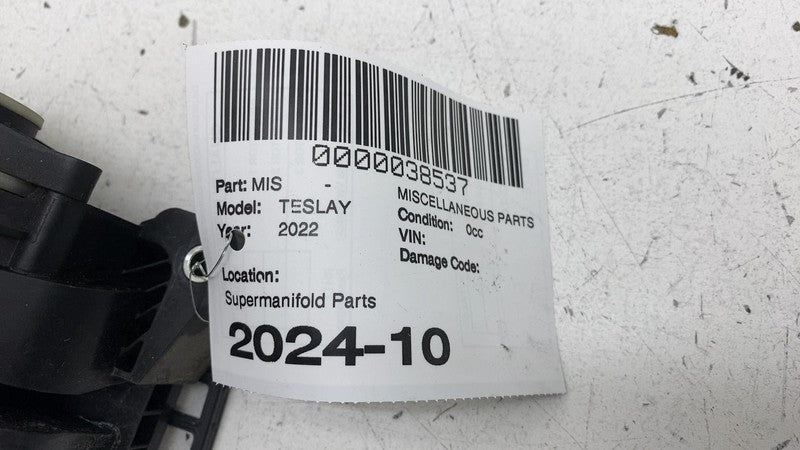 150685997D ⭕ 2017-2023 Tesla Model 3 Y Supermanifold Octovalve Pump Assembly 1506859-97-D