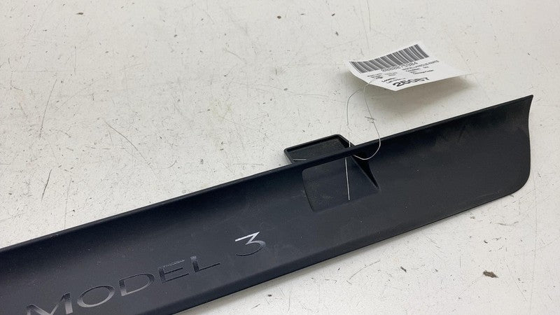 ⭕ 2024-2025 Tesla Model 3 Front Driver Side Sill Plate Assembly Left 1