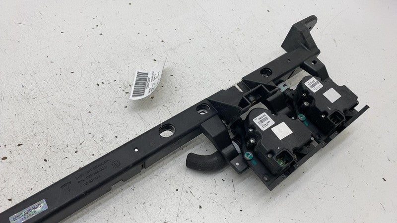 2016-2020 Tesla Model X MX Air Conditioning Radiator Fan Support Beam 