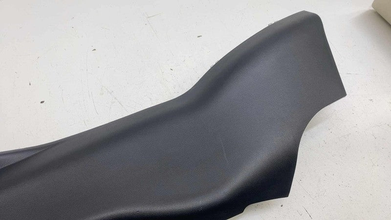 ⭕2014-2019 Land Rover Range Rover Sport Rear Left Side C-Pillar Lower Trim Cover
