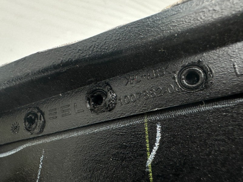 1007882-00 ⭕ 2016-2020 Tesla Model S MS Front Right Side Lower Dashboard Trim Cover 1007882