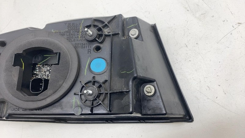 ⭕ 2012-2022 Tesla Model S Rear Taillight LED Outer Tail Lamp Right 600