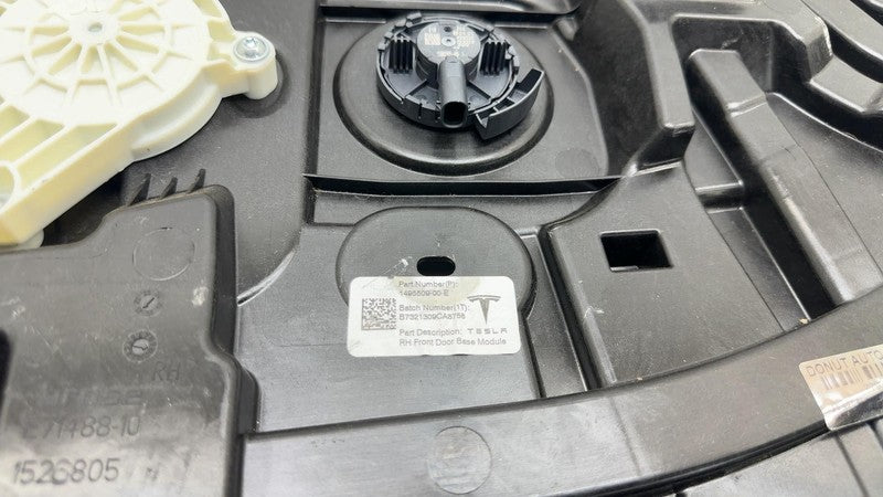 ⭕20-24 Model Y Front Right Door Window Regulator & Motor w/ Carrier 14