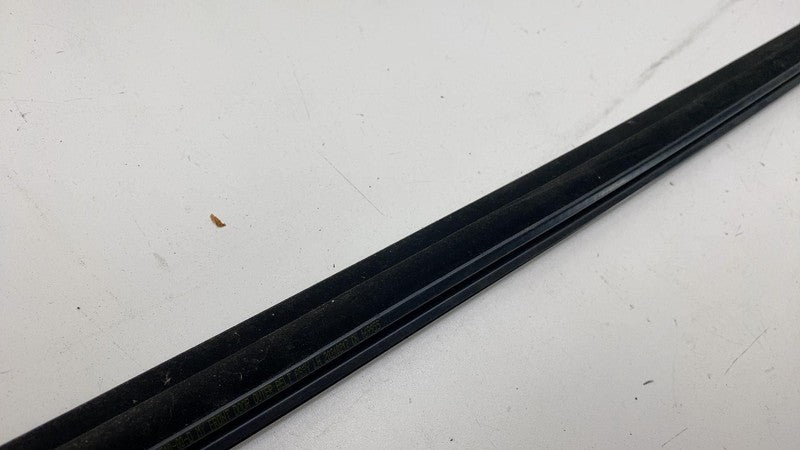 ⭕ 2020-2024 Tesla Model Y Front Left Door Window Outer Belt Assy LH 14