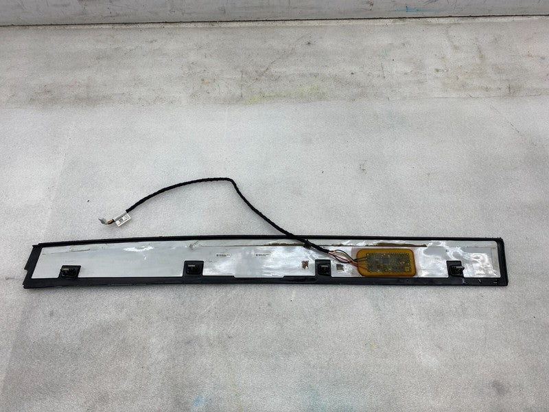 1063445 00 B 16-20 Model X Right Plate Trim Molding + Cladding Capacitive Sensor 1069273-00-B