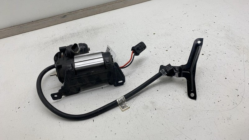 PT0005569301 2022-2024 Rivian R1T R1S Rear Air Ride Suspension Compressor Pump PT00055693-01