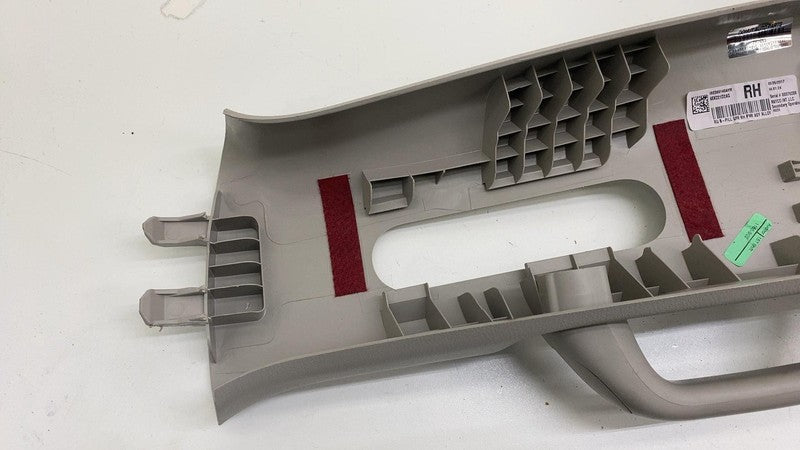 6EK221D2AG ⭕ 17-25  Chrysler Pacifica Front Right Side Upper B-Pillar Trim Cover 6EK221D2AG