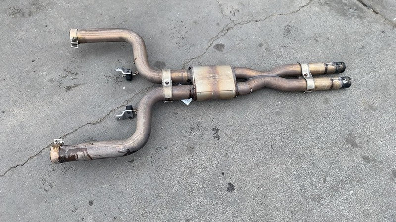 ⭕ 2014-2020 Maserati Ghibli 3.0 Center Exhaust Muffler X-Pipe Resonato