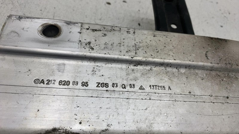 A 212 620 09 95 ⭕10-16 Mercedes E350 E-Class Front Left Bumper Reinforcement Bracket A2126200995