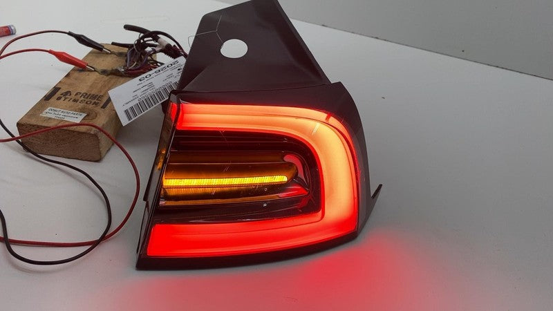 150208700D ⭕ 2021-2025 Tesla Model Y Taillight Outer Tail Lamp On Quarter Left 1502086-00-D