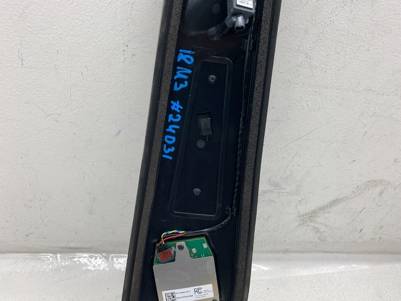 110044100C ⭕ 17-23 Tesla Model 3 Right B-Pillar Applique Glass Trim w/ Camera 1100441-00-C