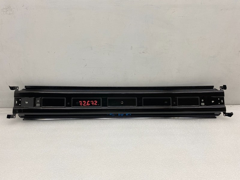 ⭕ 12-20 Tesla Model S B-Pillar Bow Roof Panoramic Panel Reinforcement Assembly