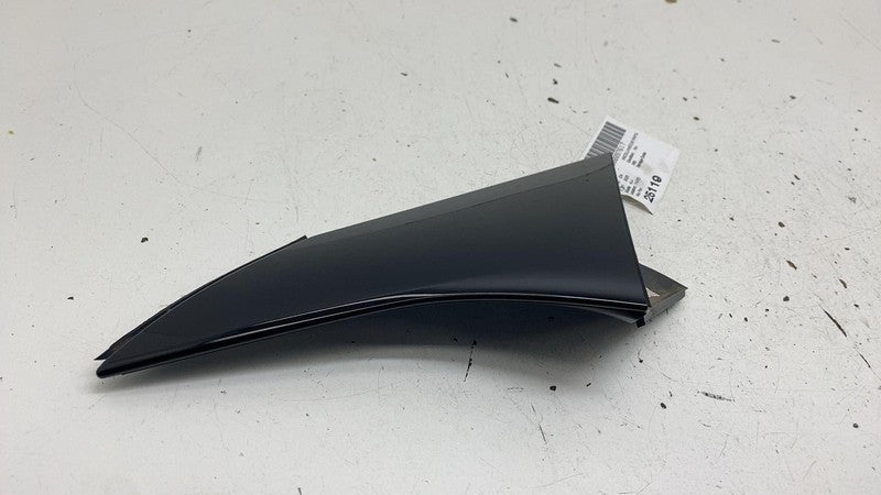 ⭕ 2025 Volkswagen ID.4 Rear Driver Side Trunk Tailgate Spoiler Trim Mo