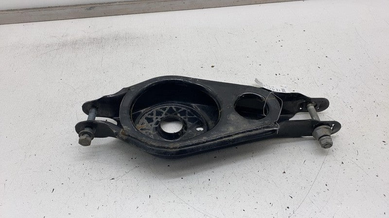 68218021 AA ⭕ 2017-2024 Chrysler Pacifica Rear Side Lower Control Arm Right FWD 68218021AA