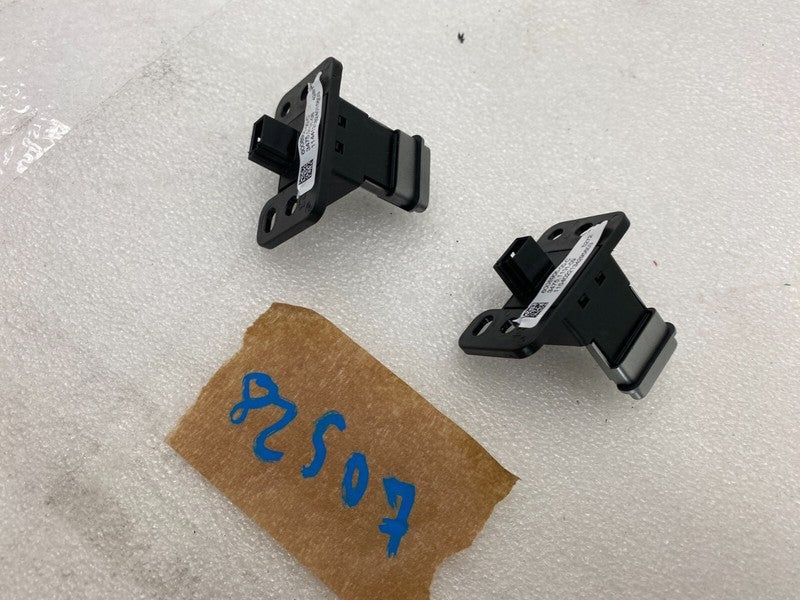 6008905 00 C ⭕ 12-20 Model S Dash Hazard & Glove Box Switch Control 6008905-00-C/6008906-00-C