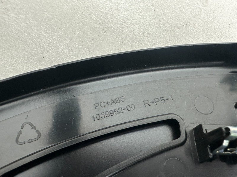 1058413-00 ⭕ 16-20 Tesla Model X Rear Right Falcon Door Fairing Sill Jam Bracket RH 1059552