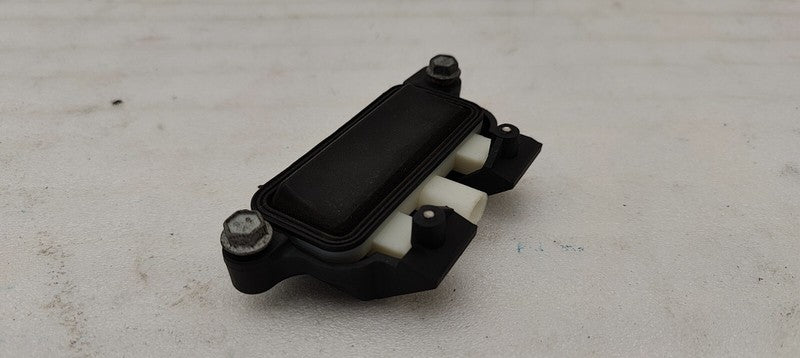 ⭕ 2012-2020 Tesla Model S Rear Trunk Liftgate Release Handle Switch w/ Bracket