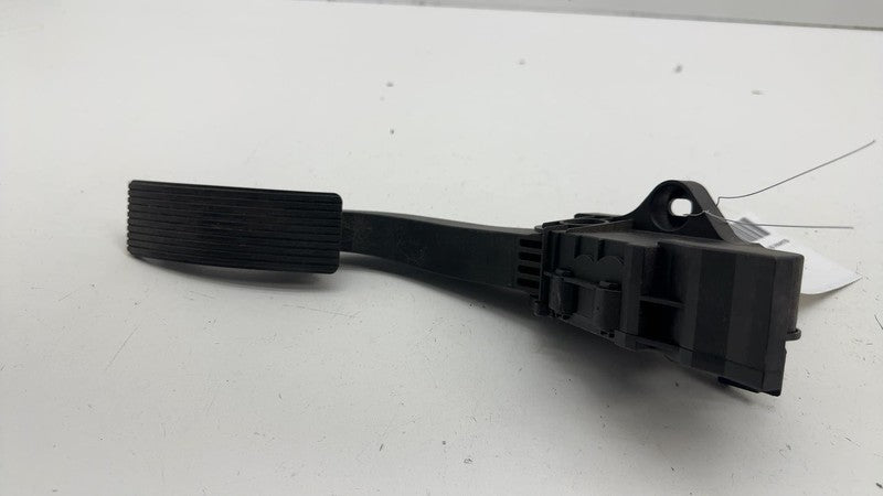 A2463001404Q6 ⭕ 13-19 Mercedes-Benz B-Class Front Driver Gas Accelerator Pedal A2463001404Q6