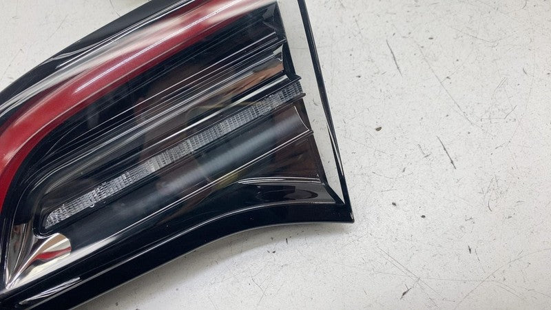 ⭕ 2020-2024 Model Y Rear Right Inner Taillight LED Tail Lamp 4-Pin 150