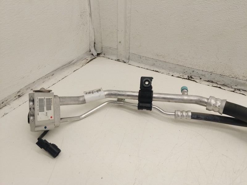 6008481 00 A ⭕12-15 Model S MS TXV Cabin Valve & Solenoid Suction Pipe Line Hose 1028400-00-D