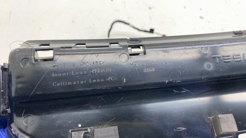 ⭕20-24 Tesla Model Y Rear Tailgate LED Third Brake Light Lamp Mount 14