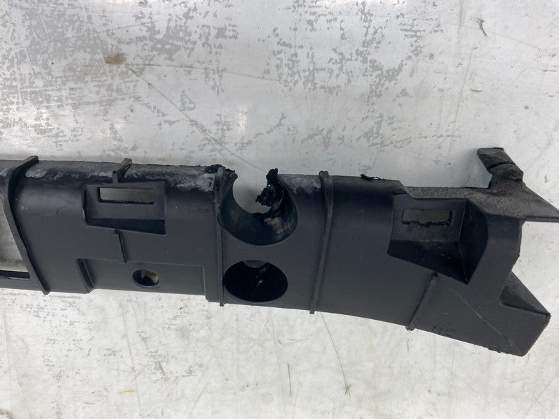 104669000B ⭕ 16-23 Tesla Model X Driver Side Rocker Carrier Panel Trim Bracket 1046690-00-B