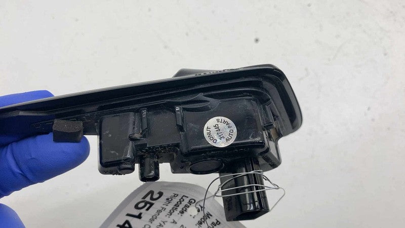 ⭕17-23 Model 3 M3 Front Right Fender Camera Turn Signal Side Marker 14