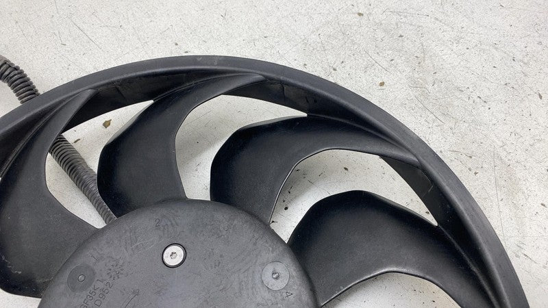 KD954001 2017-2023 Tesla Model 3 Radiator Cooling Fan Blade and Motor Assembly KD954001