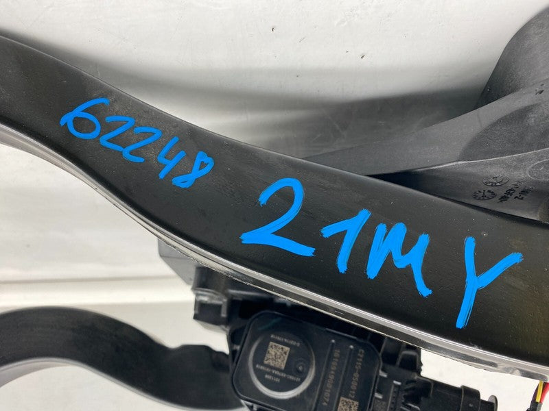 ⭕ 2020-2024 Tesla Model Y Accelerator and Brake Pedal Pad Assembly 118