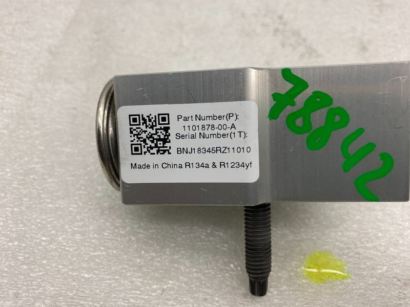 1101878 00 A ⭕ 17-22 Model 3 Air Conditioner HVAC Heater Core Valve Tube Sensor 1101878-00-A