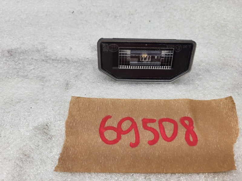 144973000B ⭕ 17-23 Tesla Model 3 Rear Left or Right License Plate Light Lamp 1449730-00-B