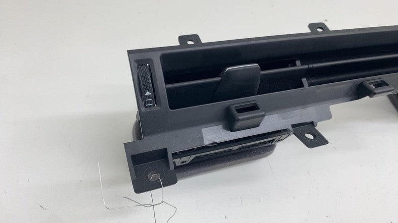 LJ8BR018C19A ⭕ 21-24 Mustang Mach-E Dashboard Center & Right Air Vent Grille LJ8B-R018C19-A