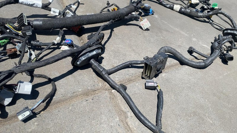 ⭕2021-2023 Ford Mustang Mach-E Cabin Floor Wiring Harness Cable Wire P