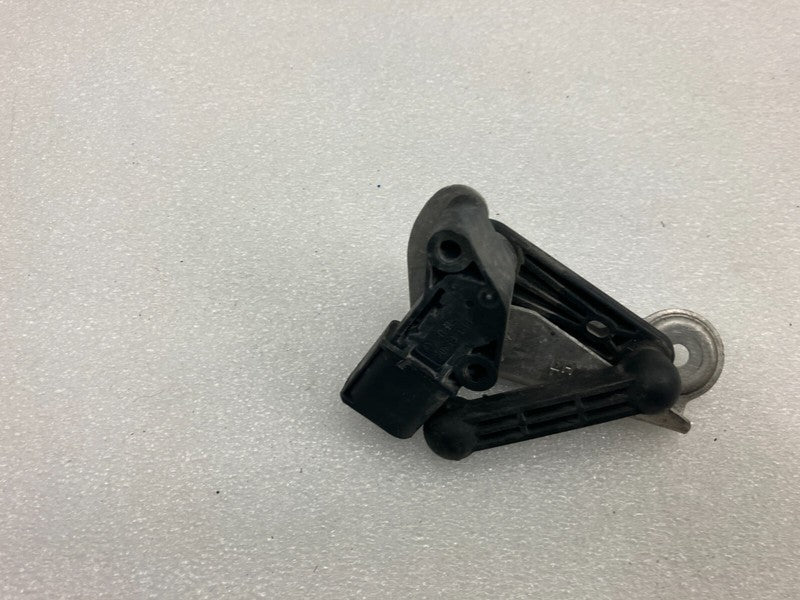 102794100B ⭕ 2016-2020 Model X Front Left Air Suspension Height Level Sensor 1027941-00-B