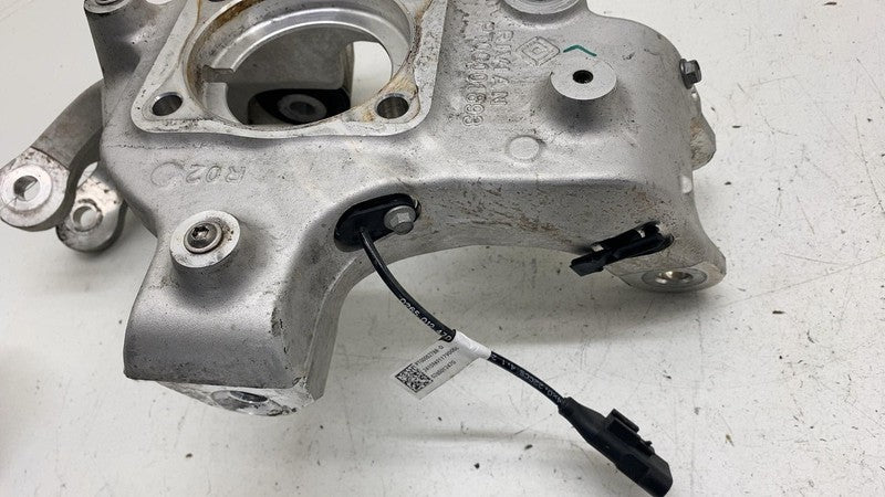 PT00001893 ⭕ 2022-2025 Rivian R1S Rear Right Side Spindle Knuckle w/ Sensor RH PT00001893