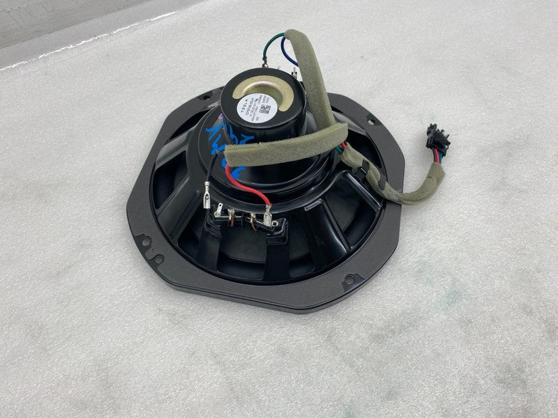 ⭕ 20-24 Model Y MY Infotainment Subwoofer Audio Sound Media Speaker 10